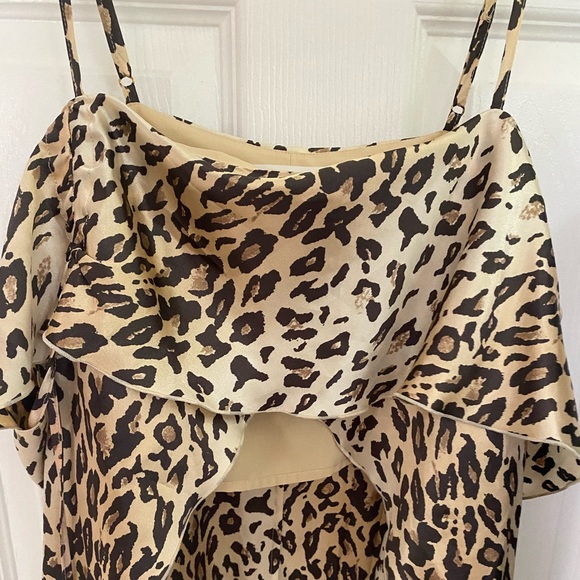 Revolve | Lovers + Friends Leopard Top - Picture 4 of 8